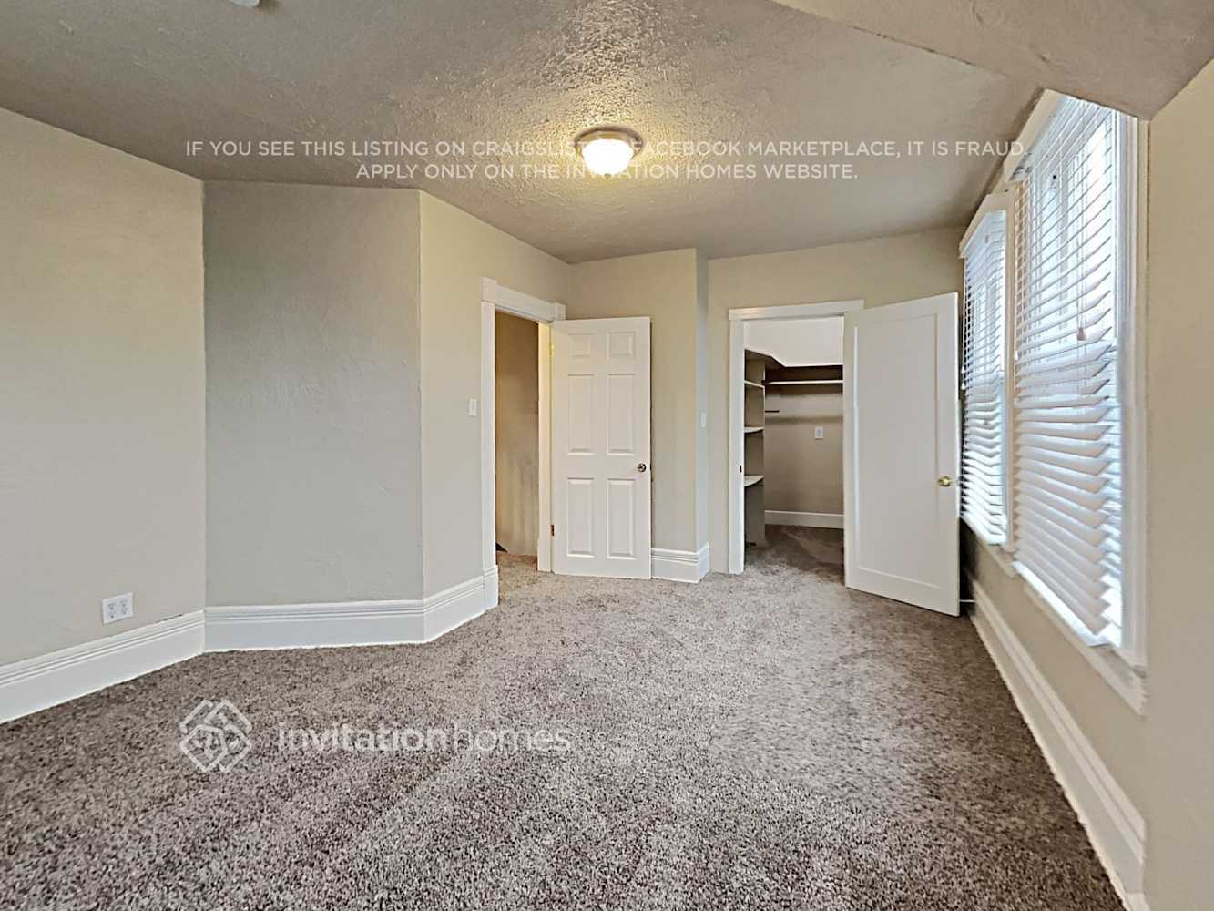 Building Photo - 2716 S 14th St