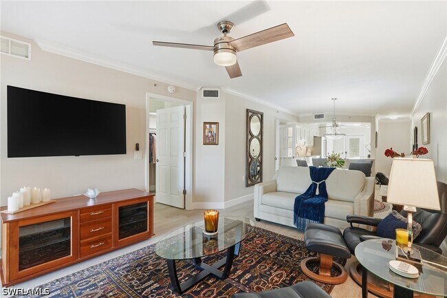 Building Photo - 4945 Cougar Ct S