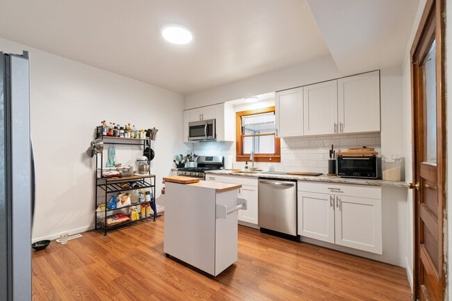 Building Photo - Renovated Home - Downtown Millvale