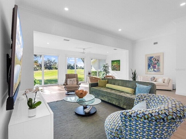 Building Photo - 4022 Penshurst Park