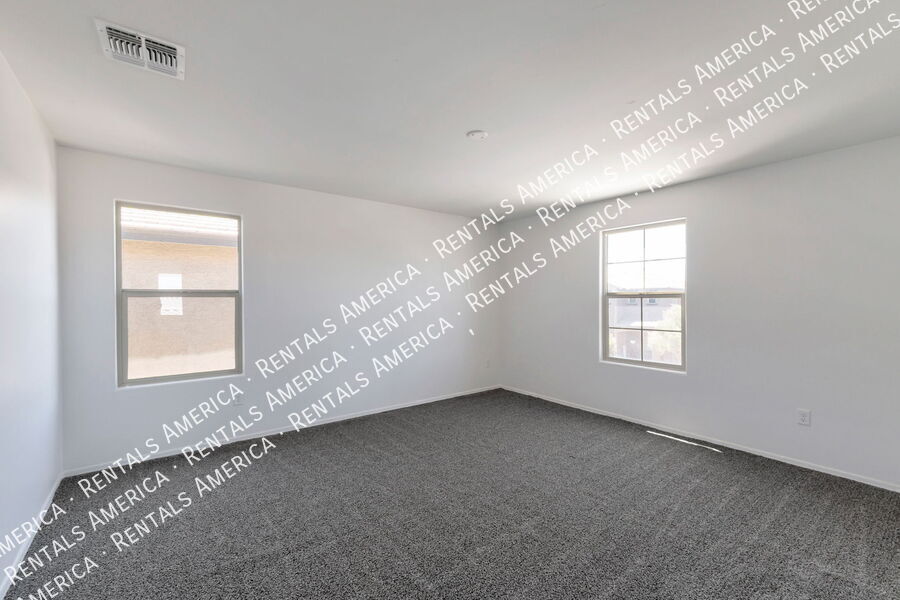 Building Photo - 6952 W Hedge Rose Dr