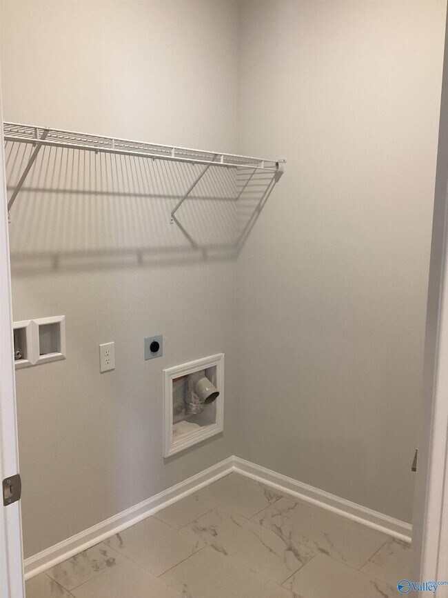 Building Photo - 231 Paca Ln