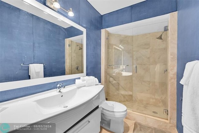 Building Photo - 4200 Coral Hills Dr