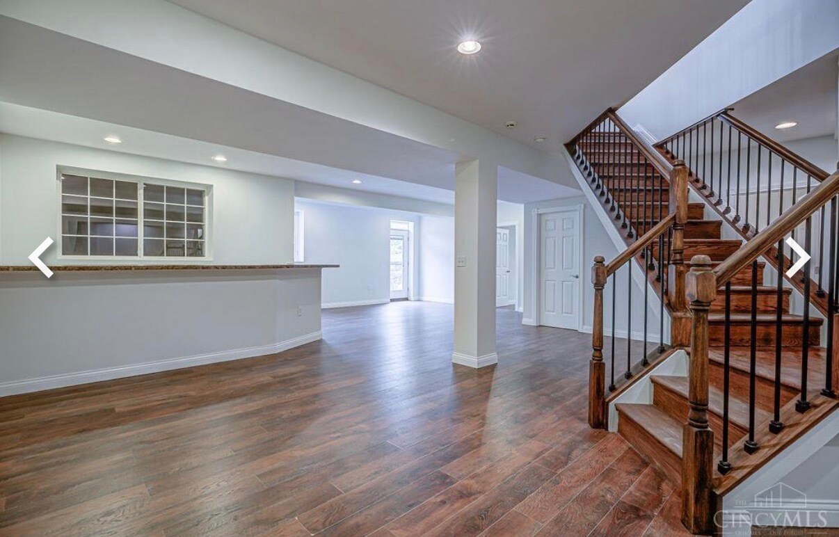 Building Photo - 3323 Devonian Dr