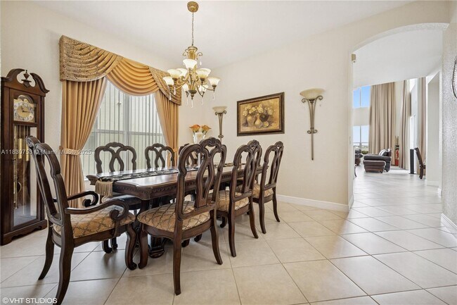Building Photo - 4954 SW 186th Way
