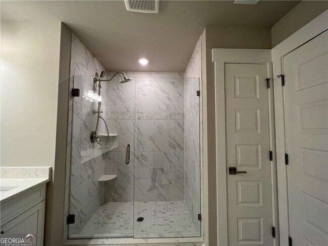 Building Photo - 1061 Knoxboro Ln