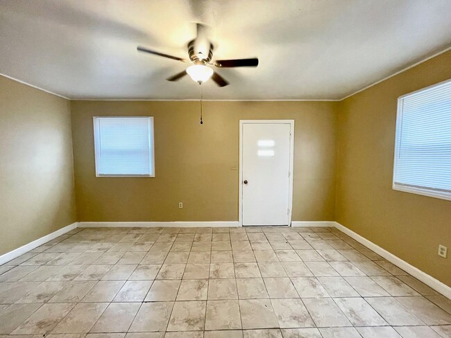Building Photo - A place to call your own ** Section 8 appr...
