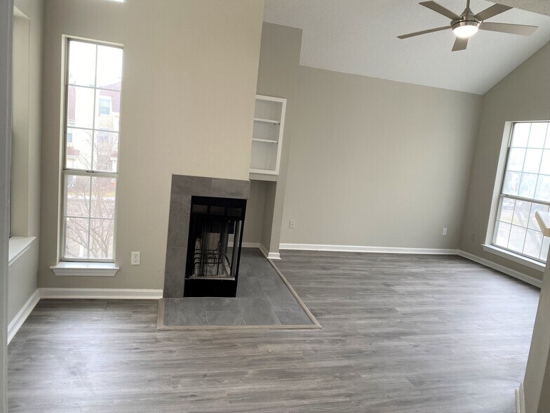 Building Photo - 50 Carriage Crossing Ln