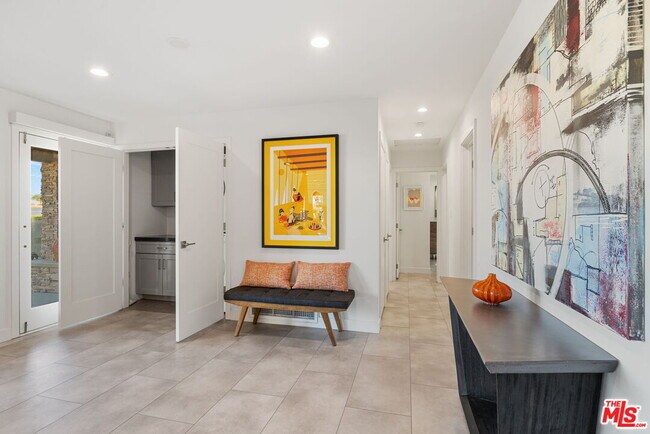 Building Photo - 74085 Old Prospector Trail