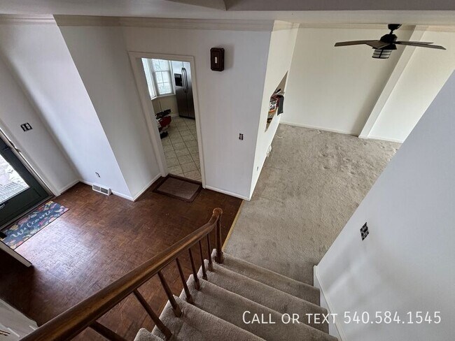 Building Photo - 3776 Kenwick Trail