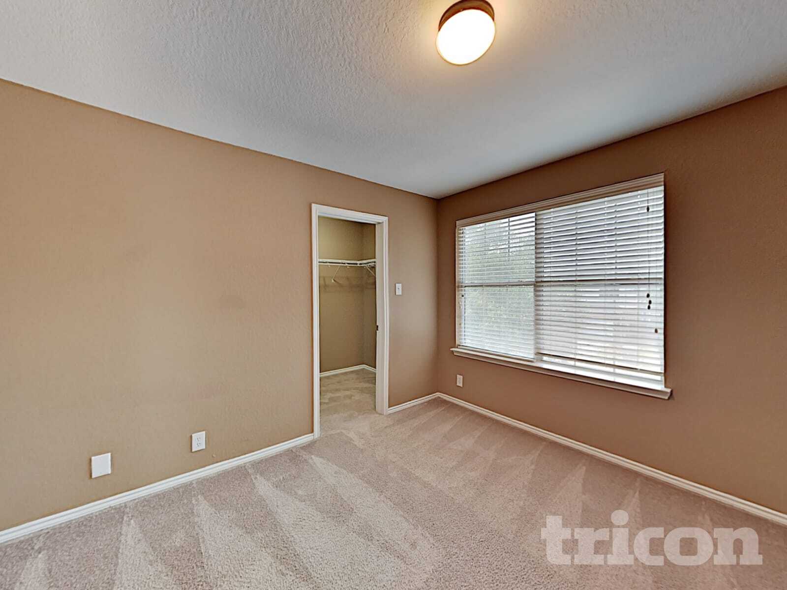 Building Photo - 2545 Sir Barton Bay Dr