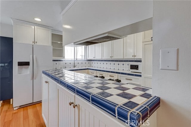 Building Photo - 1711 Grismer Ave