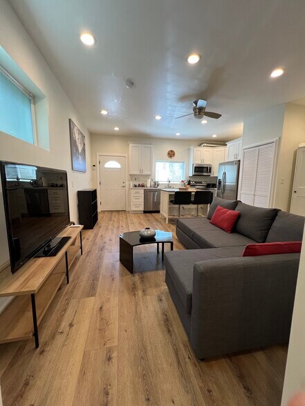 Living Room - 9107 David Ave