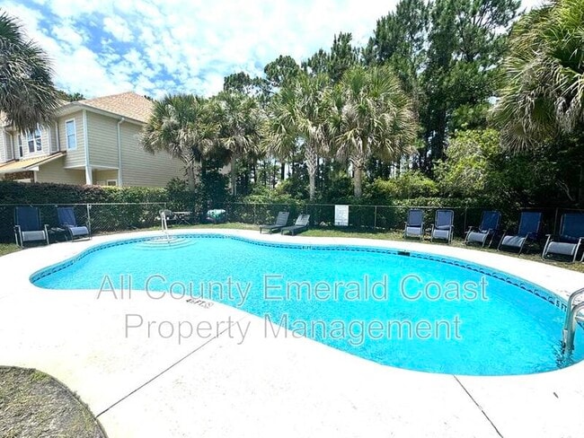 Building Photo - 732 E Mack Bayou Dr