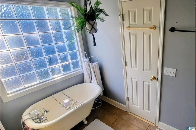 Building Photo - Available Now! Auburn Home With Pool, Hot Tub & Space for Everyone!