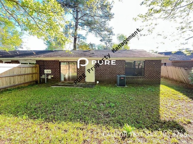 Building Photo - 105 Scaup Ct