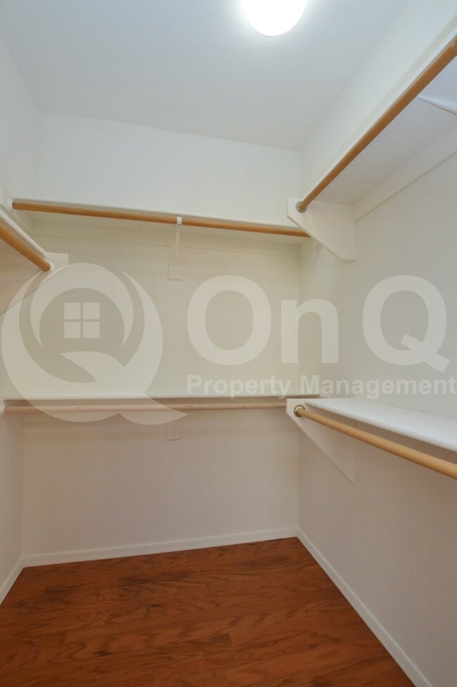 Building Photo - 5463 W Venus Way