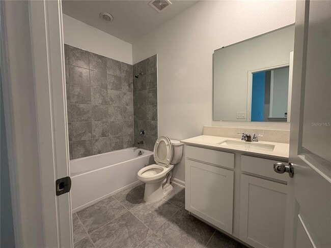 Building Photo - 281 Bogey Dr