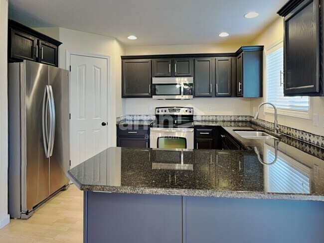 Building Photo - 2360 N Grey Hawk Ave