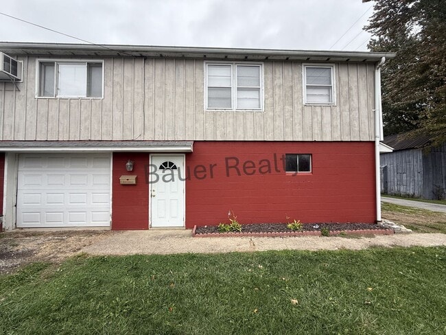 Primary Photo - 4 Bedroom, Crestview School District