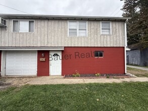 Building Photo - 4 Bedroom, Crestview School District