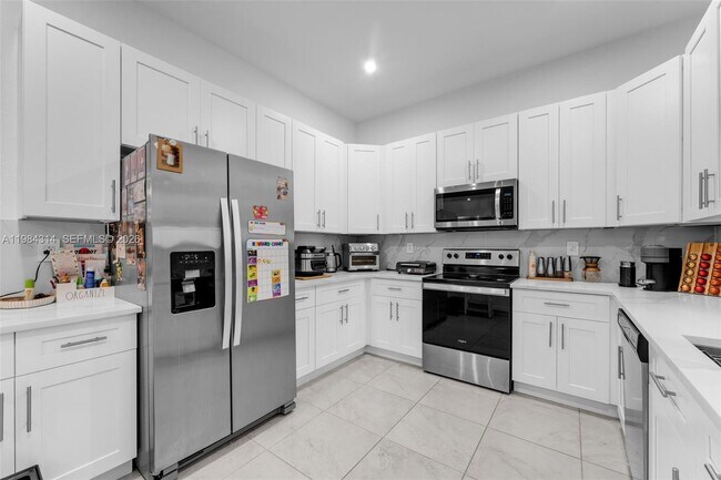 Building Photo - 17805 SW 114th Ct