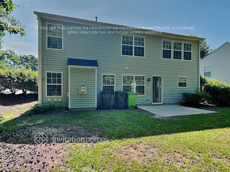Building Photo - 3920 Laurel Glen Dr