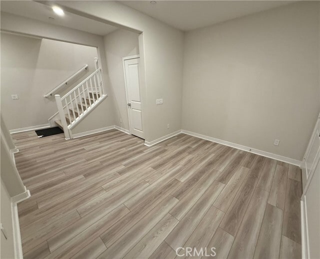 Building Photo - 995 Poppy Ct
