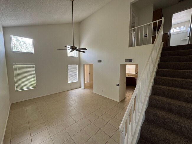 Building Photo - 5118 W Mercury Way