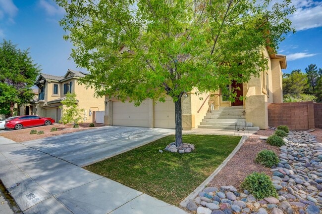 Building Photo - 4 Bedroom With a Pool in North Las Vegas- ...