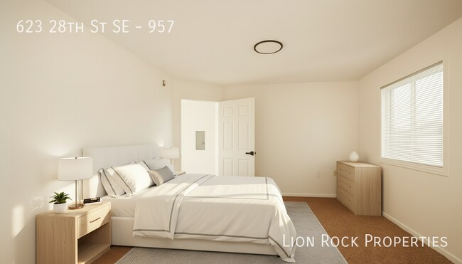 Building Photo - 623 28th St SE