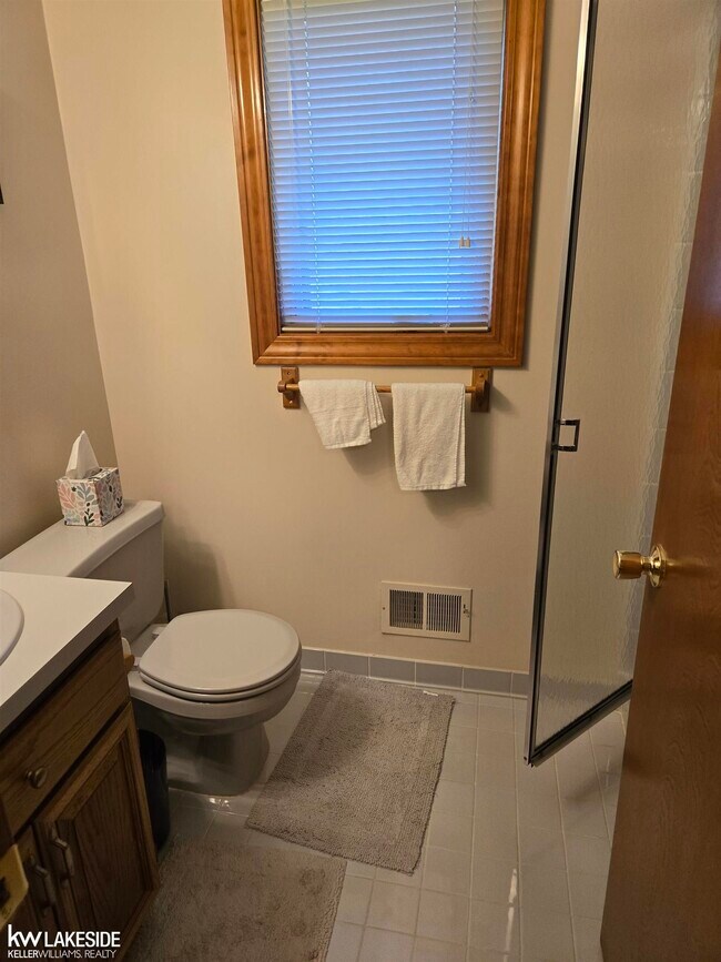Building Photo - 52843 Deerwood Dr
