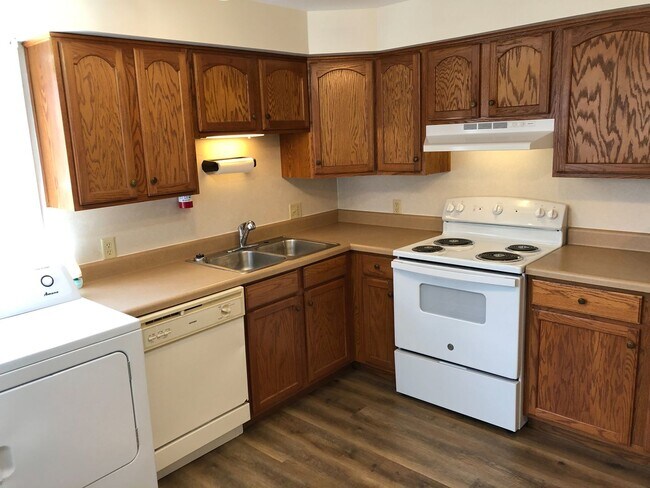 Building Photo - 28 S 3rd St