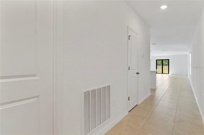 Building Photo - 9136 Tequila Sunrise Dr