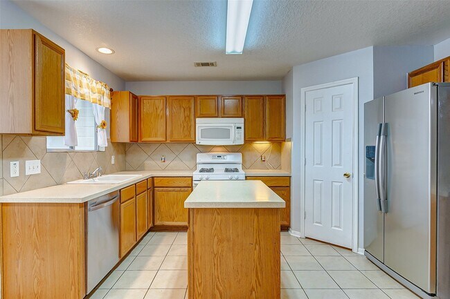 Building Photo - 3238 Clipper Winds Way