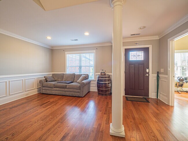 Building Photo - Available Mid-June in popular Carolina Palms!