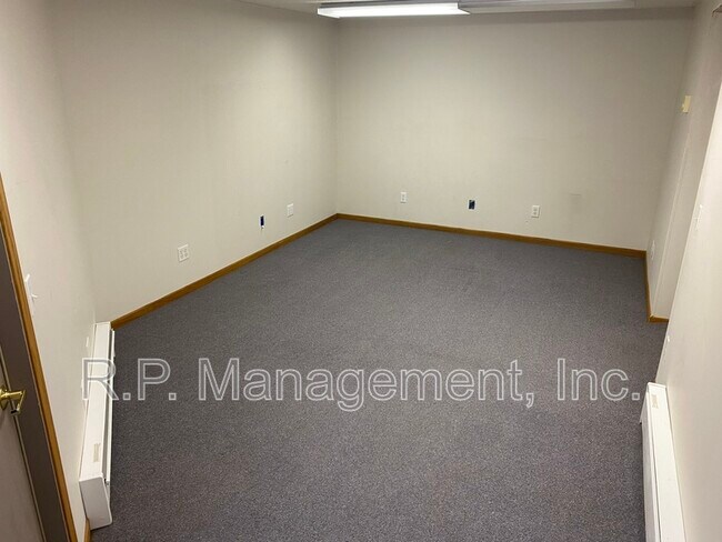 Building Photo - 4626 Linnea Ln