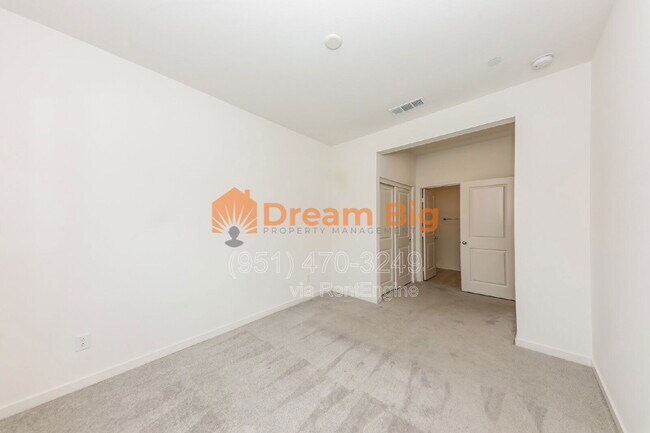 Building Photo - 2256 Stelamar Wy