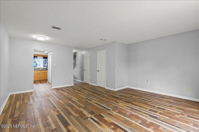 Building Photo - 11406 Bedford Oaks Dr