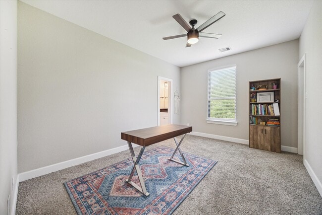 Building Photo - 6730 Knox St