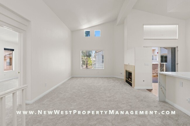 Building Photo - Newly renovated 2-bedroom UTC townhome in the coveted Andria of Renaissance at La Jolla community...