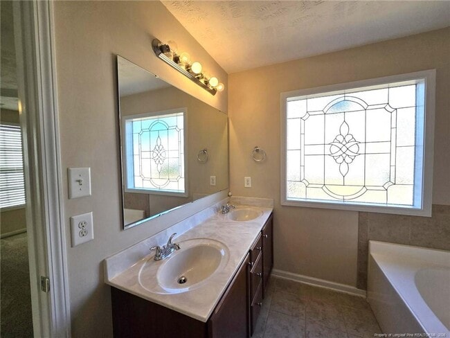 Building Photo - 5241 Goshawk Dr