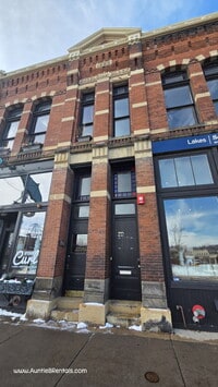 Building Photo - 3-Bedroom Upper-Level Condo in Historic Downtown Stillwater - VIDEO TOUR!