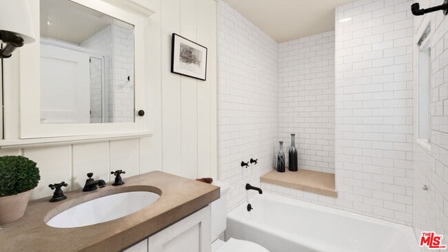 Building Photo - 30718 Pacific Coast Hwy