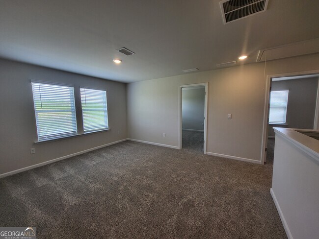 Building Photo - 250 Sope Crk Cir