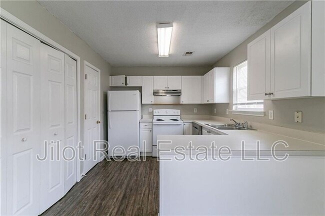 Building Photo - 256 Turnstone Rd