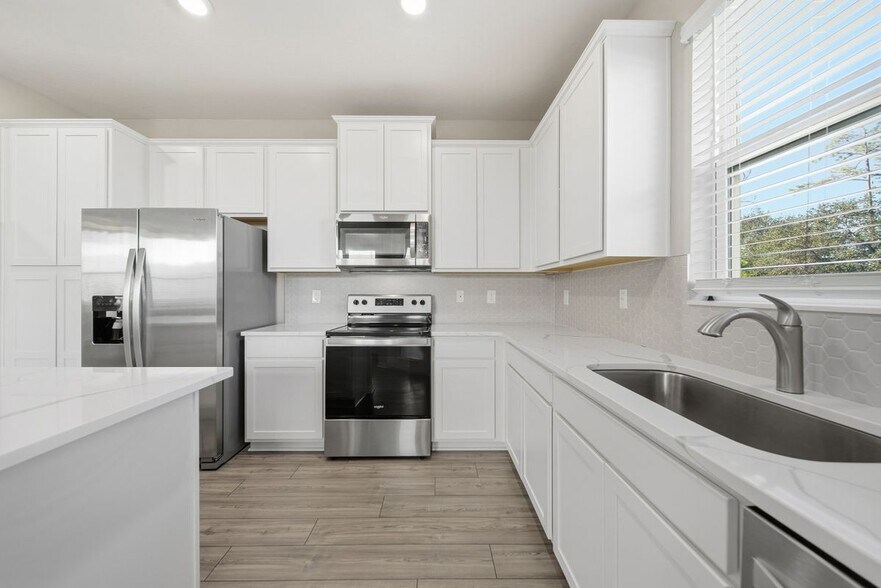 Building Photo - 11405 Cay Spruce Wy