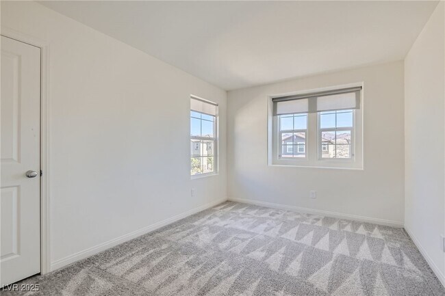 Building Photo - 3208 Segesta Ave
