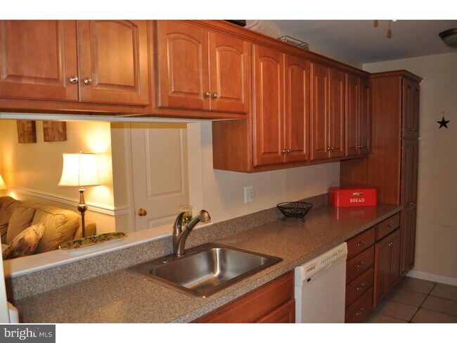 Building Photo - 1413 Morris Ct