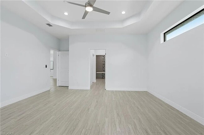 Building Photo - Spacious 4 Bedroom, 3 Bath Single-Family H...